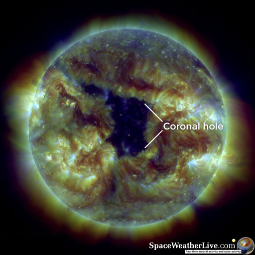 Ein typisches koronales Loch, wie es vom Solar Dynamics Observatory der NASA gesehen wird.